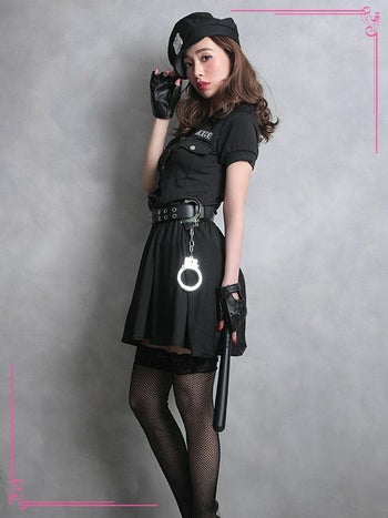 アメリカン ポリス ガール ハロウィンコスプレの2