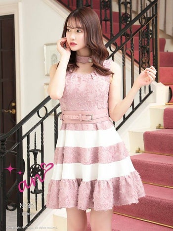 an[アン]ボーダー ベルト チョーカー セット ノースリーブ Aライン フレア 高級ミニドレス[ブラックxベージュ][ゆめ/キャバドレス着用][3283]