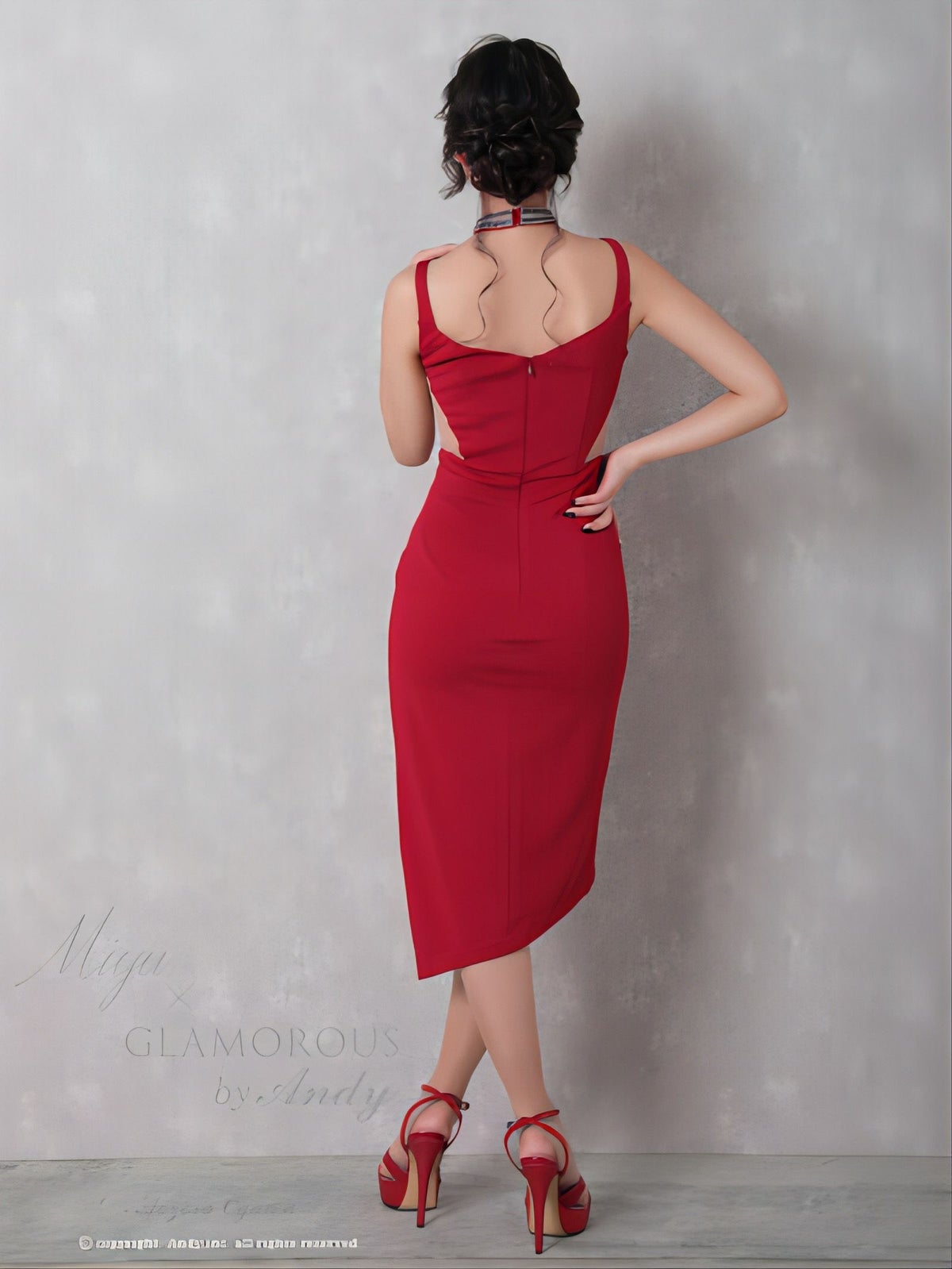 Andy GLAMOROUS[アンディ グラマラス]ビジュホルター サイドシアー ワンカラー タイト 高級ひざ丈ドレス[レッド][みゆう/キャバドレス着用][753]