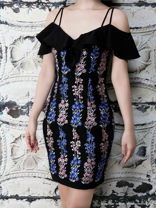 Andy [アンディ] フラワー 刺繍 フリル オフショル タイト 高級ミニドレス[ブラック][青田夏奈/キャバドレス着用][2025]