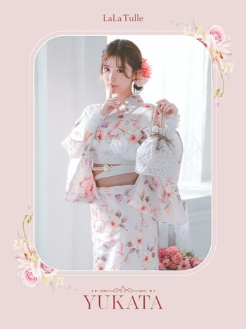 [浴衣 帯が選べる]ピンク色×花柄 ゆかた3点SET[浴衣+平帯or作り帯+下駄][伊藤桃々着用]