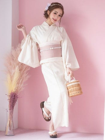 [浴衣 帯が選べる]白×花柄シフォン 高級ゆかた3点SET[浴衣+平帯or作り帯+下駄][なぎ着用]