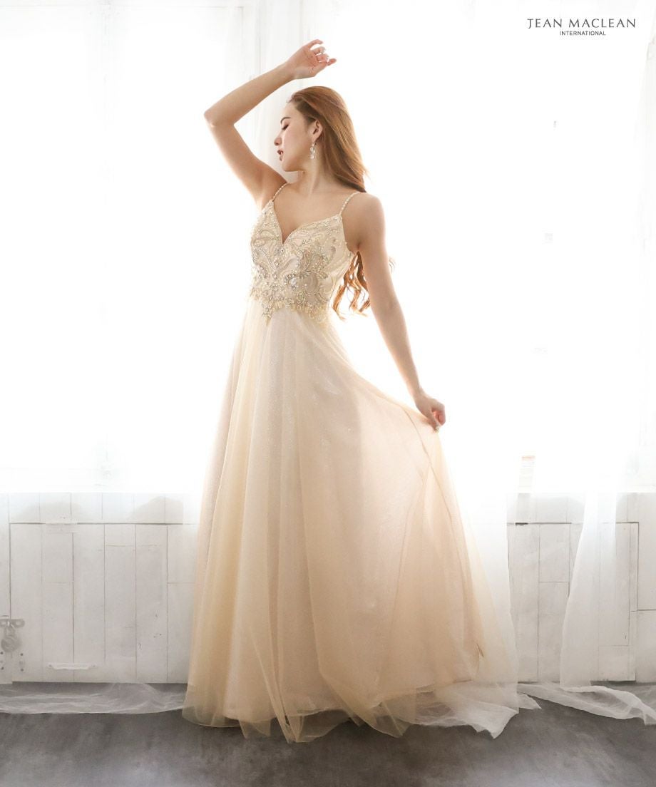 JEANMACLEAN [ジャンマクレーン]キャミソール ビジュー スピンドル チュール フレア 高級ロングドレス[シャンパン][KAREN/キャバドレス着用][11057]