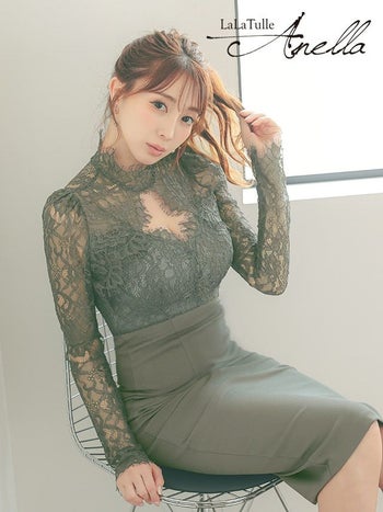 韓国製レースバストカット長袖ひざ丈ドレス