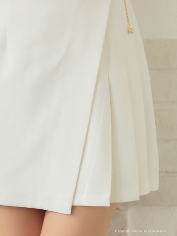 キャバドレス ミニ ドレス ANDY アンディ ジップデザイン バイカラー チェーン 袖あり 七分袖 フレア ミニドレス ビジューなし 胸元隠しドレス シンプル フレアミニドレス