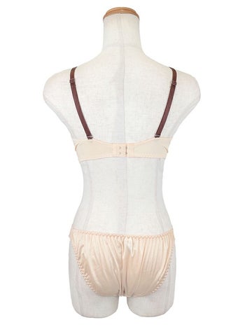 勝負下着 レイヤードチュール　フリル　ブラジャー＆ショーツ 2点セット