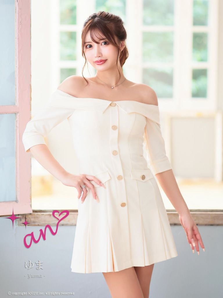 an/アン】袖あり オフショルダー プリーツ 飾りボタン 飾りポケット