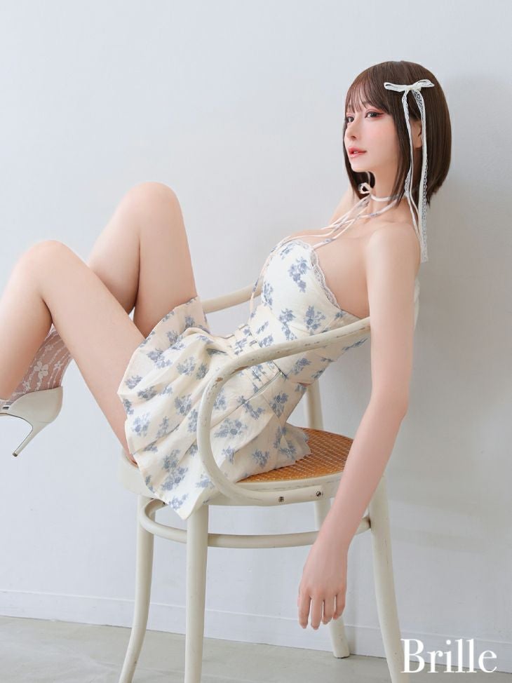 000000026405-08.jpg?size=m&w=