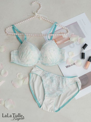 勝負下着 シアー ベール 小花柄 フェミニン ブラジャー＆ショーツ 2点セット
