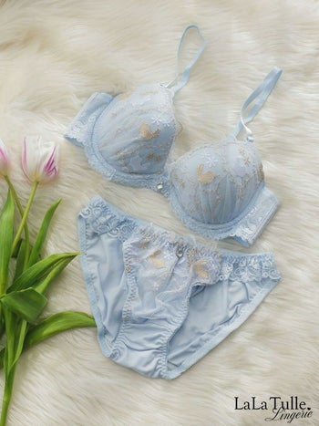 勝負下着 レース バニー 刺繍 カップ ブラジャー＆ショーツ 2点セット
