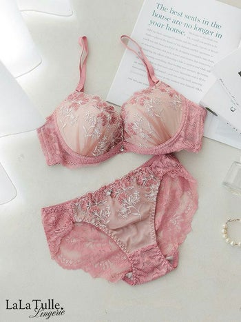 勝負下着 ガーリー 刺繍 フラワー フローラル カップ ブラジャー＆ショーツ 2点セット