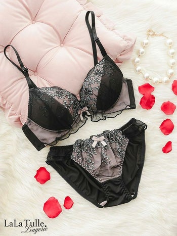 勝負下着 バイカラー レース 刺繍 クラシカル リボン カップ ブラジャー＆ショーツ 2点セット