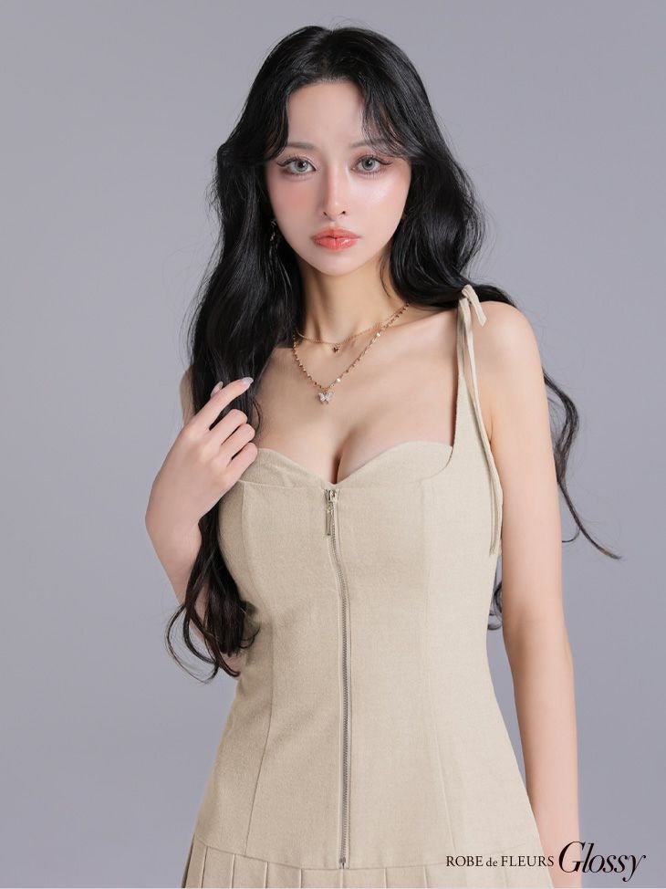 Glossy by ROBE de FLEURS/グロッシー】ジップデザイン プリーツ