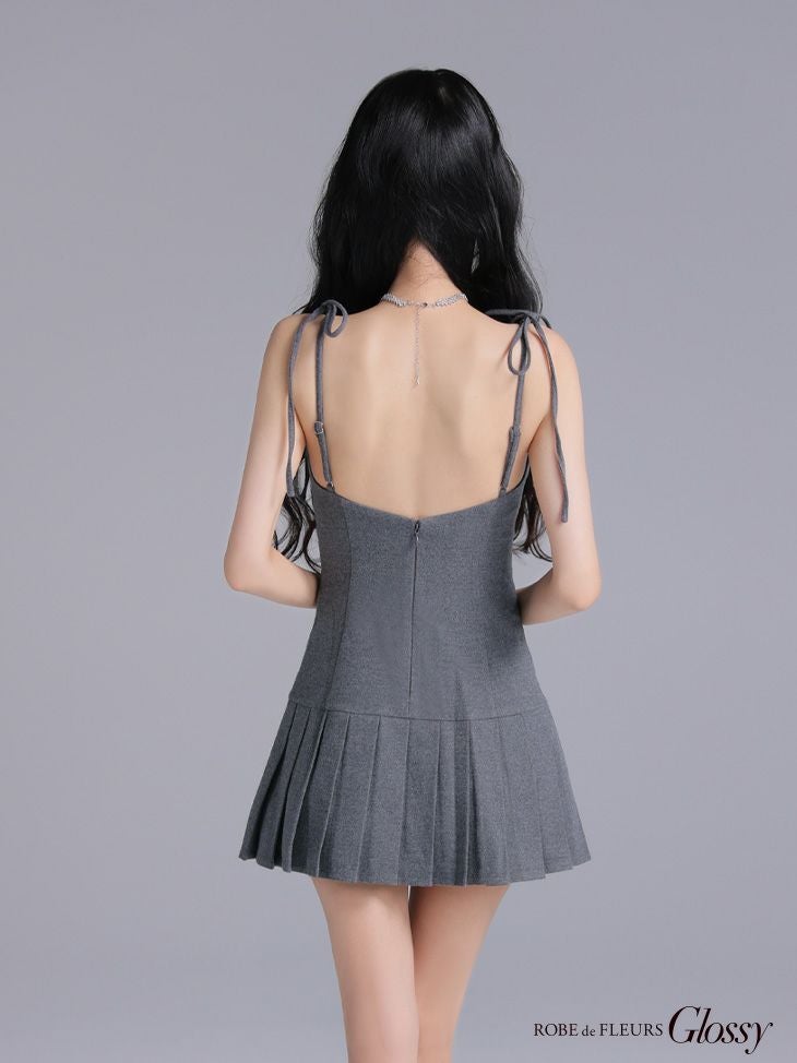 Glossy by ROBE de FLEURS/グロッシー】ジップデザイン プリーツ