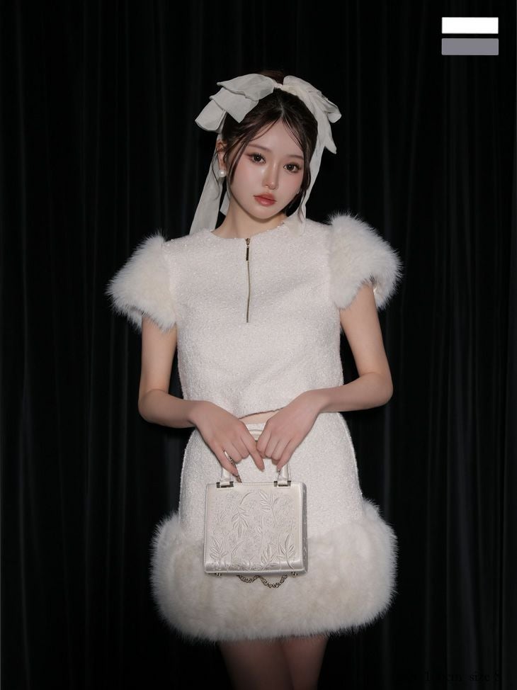 キャバドレス DEA. ROBE de FLEURS ディア ローブドフルール 袖あり セットアップ ブークレニットツイード ジップデザイン 袖ファー タイトミニドレス