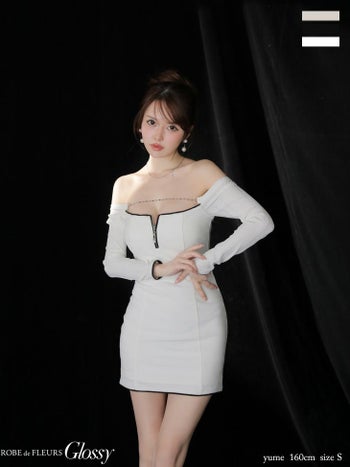 キャバドレス Glossy ROBE de FLEURS グロッシー　ローブドフルール 長袖 ジップデザイン オフショルダー パイピング ニット チェーン シンプル タイトミニドレス