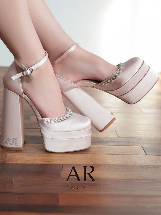 Angel R/エンジェルアール】ビジュー ロゴストーン ハートチャーム