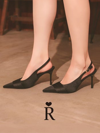 キャバヒール ポインテッドトゥ スリングバック サテン パンプス