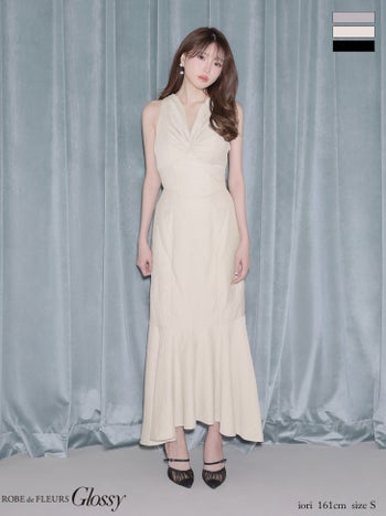 キャバドレス Glossy by ROBE de FLEURS グロッシー ローブドフルール セットアップ サテン ギャザー ホルターネック バッククロスデザイン ウエストシェイプ マーメイドロングドレス