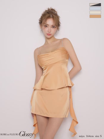 キャバドレス Glossy by ROBE de FLEURS グロッシー サイドフリル サテン セットアップ キャミソール ストーン ペプラム タイトミニドレス
