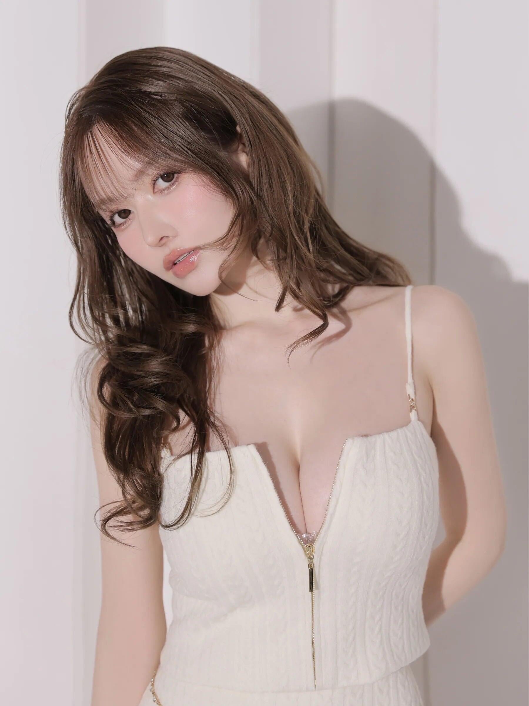 Glossy by ROBE de FLEURS/グロッシー】キャミソール ジップデザイン
